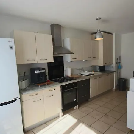 54m2, 1 Chambre, Garage, Centre-ville * 艾克斯莱班