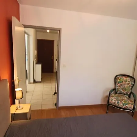 公寓 54m2, 1 Chambre, Garage, Centre-ville 艾克斯莱班